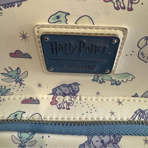 NWT Loungefly Harry Potter Chibi Magical Creatures Mini Backpack & Cardholder - Picture 3 of 10
